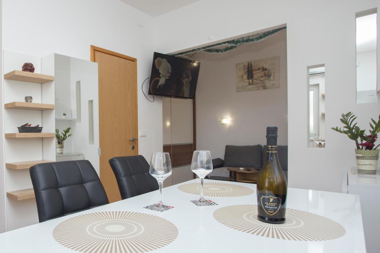 Apartment Adria Spalato Esterno foto